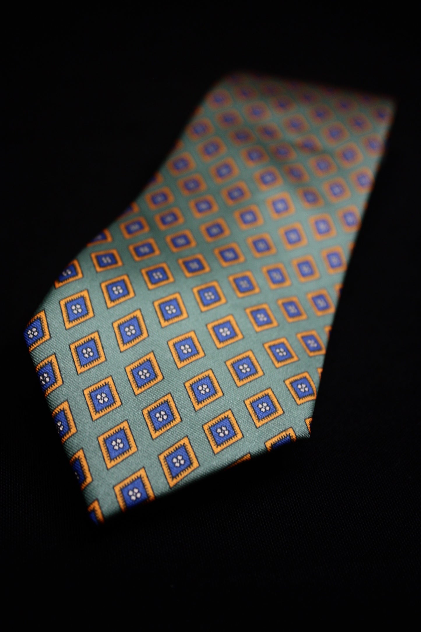 Green Multi-color Diamond Tile Tie